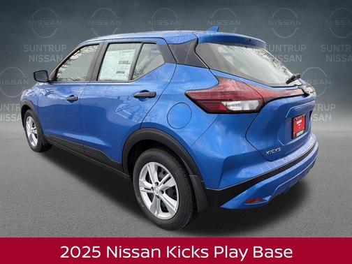 2025 Nissan Kicks Play S