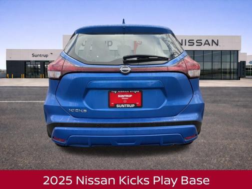 2025 Nissan Kicks Play S