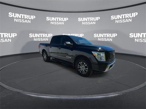 2024 Nissan Titan SV