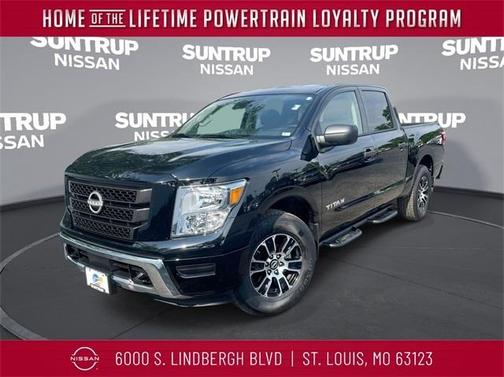2024 Nissan Titan SV