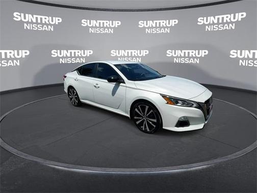 2022 Nissan Altima 2.5 SR