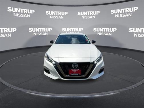 2022 Nissan Altima 2.5 SR