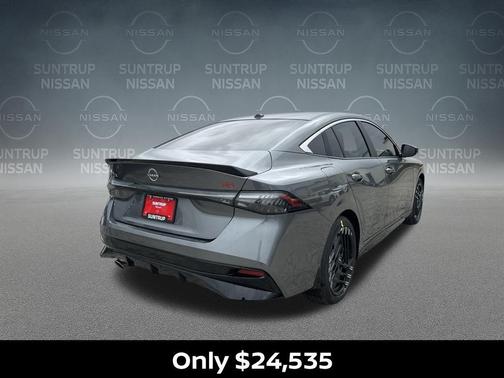 2026 Nissan Sentra SR