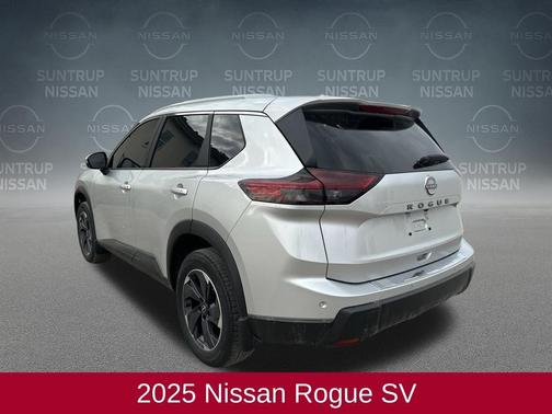 2025 Nissan Rogue SV