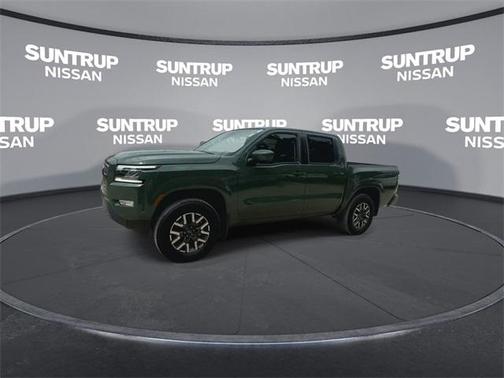 2024 Nissan Frontier SL