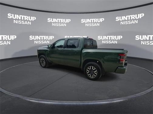 2024 Nissan Frontier SL