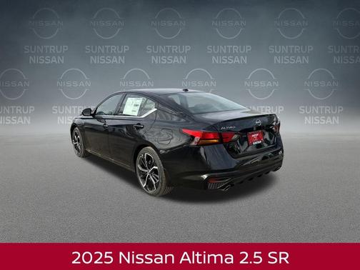 2025 Nissan Altima SR
