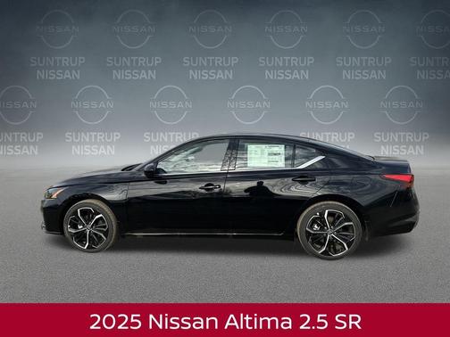 2025 Nissan Altima SR