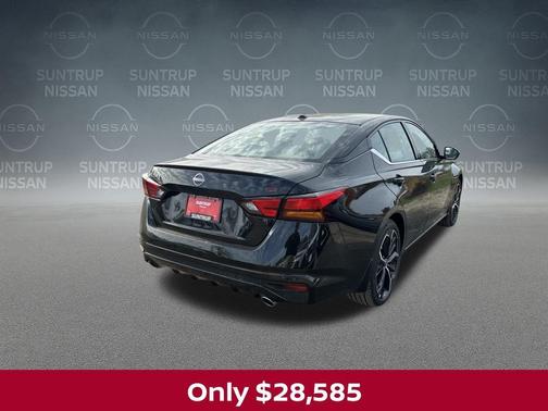 2025 Nissan Altima SR