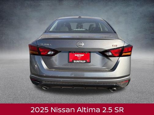 2025 Nissan Altima SR
