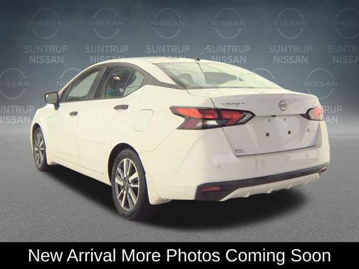 Cloud White 2024 Nissan Versa S