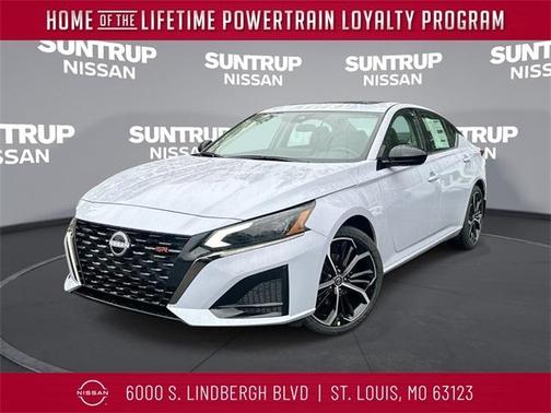 2025 Nissan Altima SR