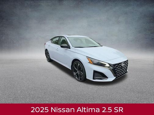 2025 Nissan Altima SR