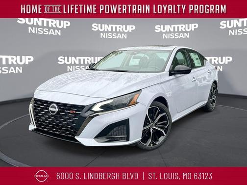 2025 Nissan Altima SR