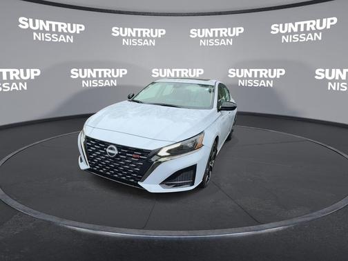 2025 Nissan Altima SR