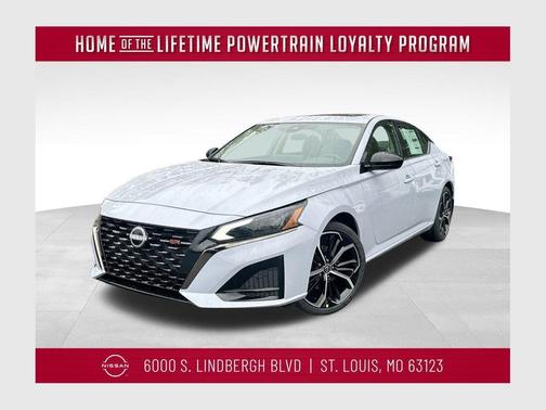 2025 Nissan Altima SR