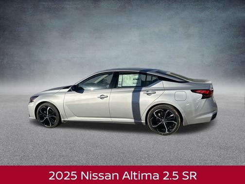 2025 Nissan Altima SR