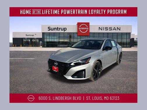 2025 Nissan Altima SR