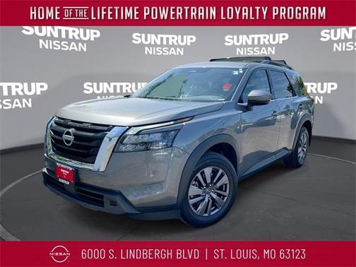 2023 Nissan Pathfinder SV