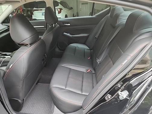 2023 Nissan Altima 2.0 SR