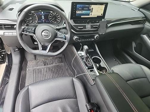 2023 Nissan Altima 2.0 SR