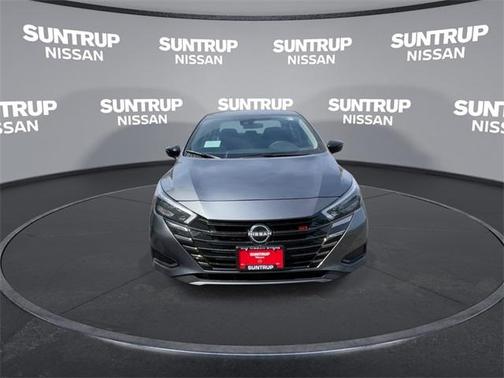 2025 Nissan Versa 1.6 SR