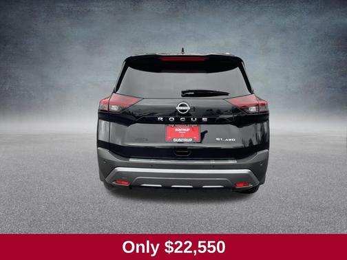 2022 Nissan Rogue SL