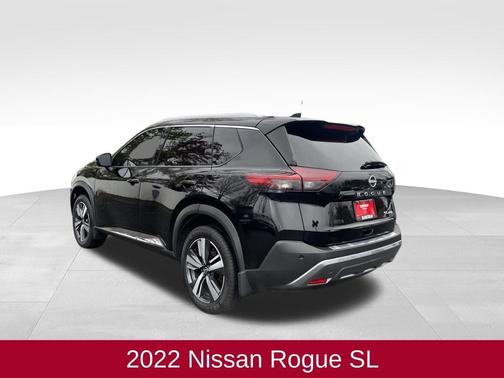 2022 Nissan Rogue SL