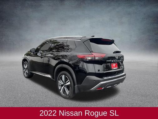 2022 Nissan Rogue SL