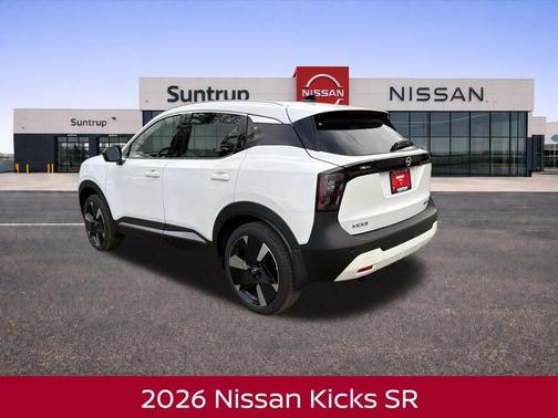 2026 Nissan Kicks SR