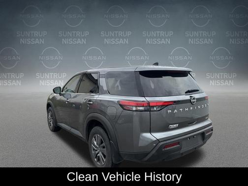 2025 Nissan Pathfinder S