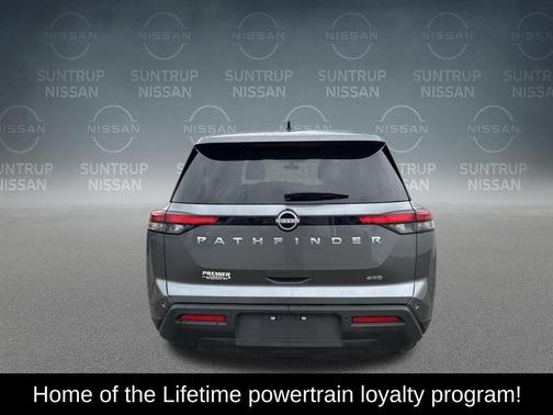2025 Nissan Pathfinder S