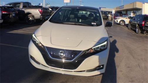 Photo 2 of 22 of 2021 Nissan Leaf SL
