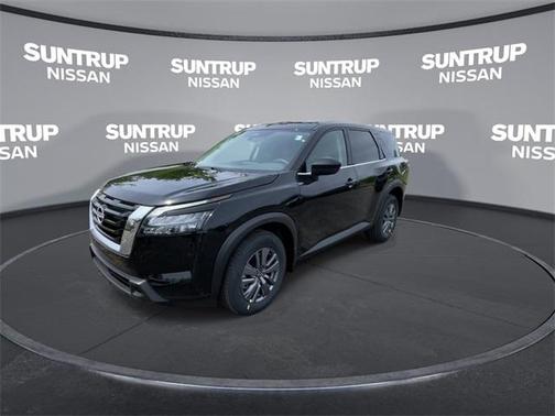2025 Nissan Pathfinder S