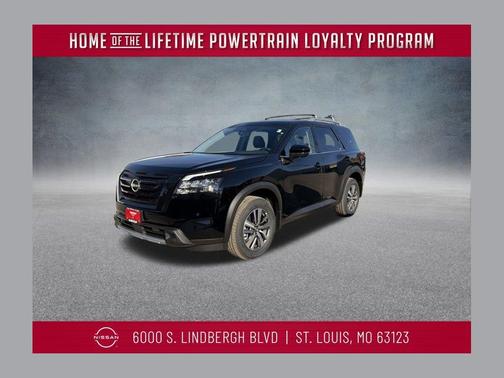 2025 Nissan Pathfinder SL