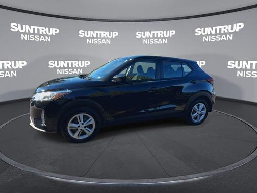 2023 Nissan Kicks S