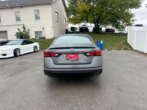 2024 Nissan Altima 2.0 SR