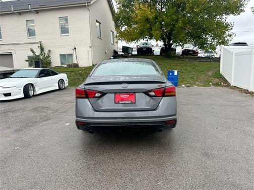 2024 Nissan Altima 2.0 SR