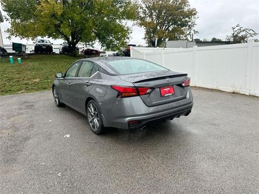 2024 Nissan Altima 2.0 SR