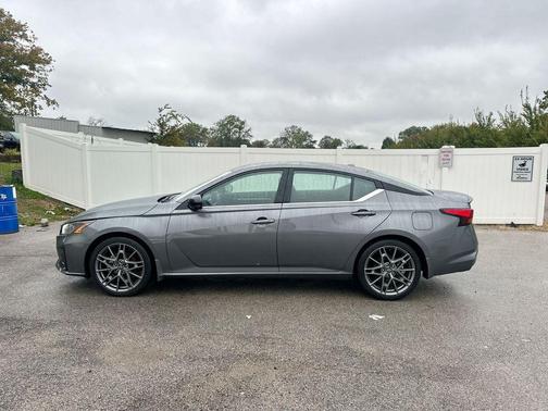 2024 Nissan Altima 2.0 SR