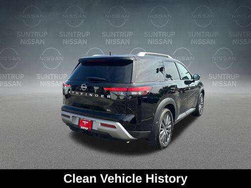Super Black 2025 Nissan Pathfinder SL
