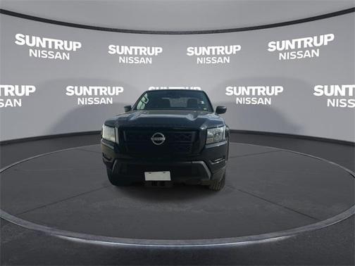 2022 Nissan Frontier S