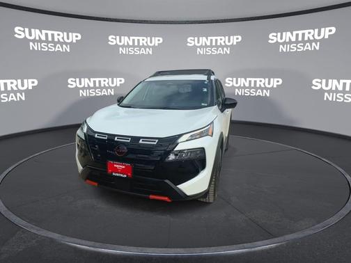 2025 Nissan Rogue Rock Creek