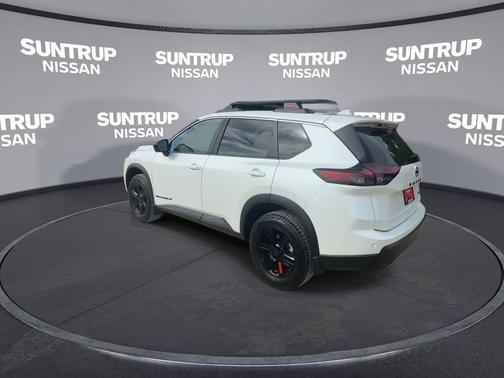 2025 Nissan Rogue Rock Creek
