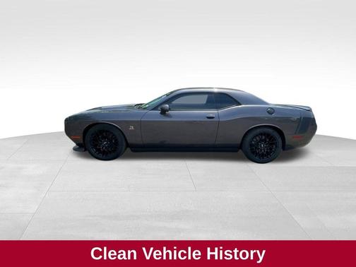 2016 Dodge Challenger R/T Scat Pack