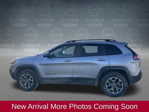2020 Jeep Cherokee Trailhawk