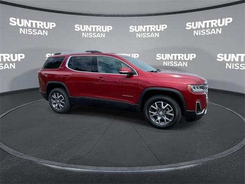 2023 GMC Acadia SLT
