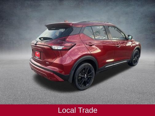 2023 Nissan Kicks SR