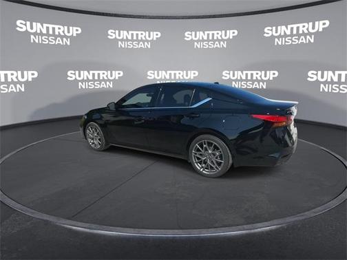 2024 Nissan Altima 2.0 SR