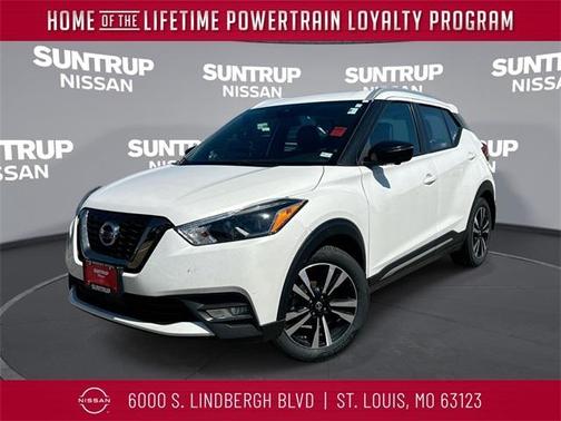 2020 Nissan Kicks SR